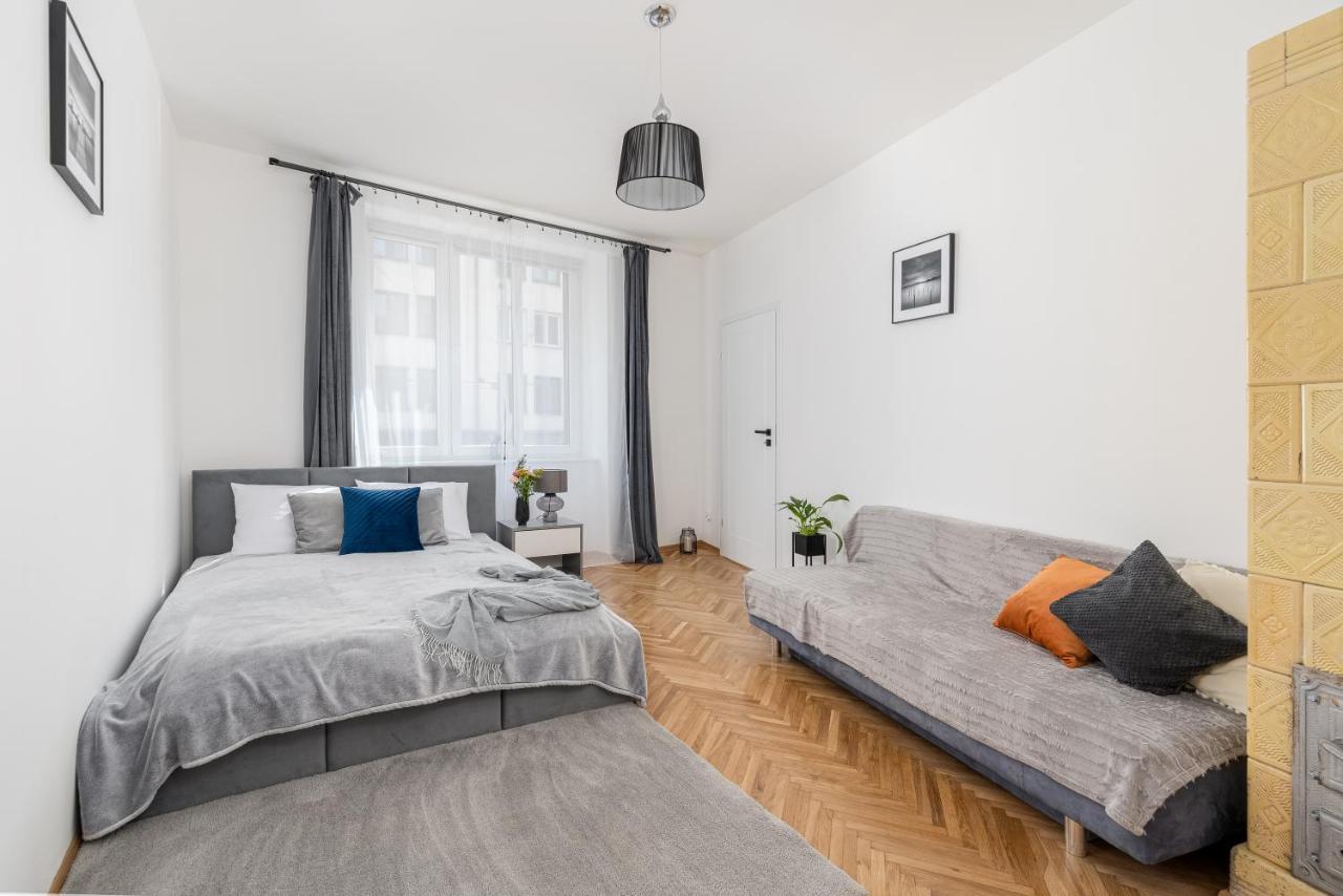 Corner Apartments Near Vistula River คราคูฟ ภายนอก รูปภาพ