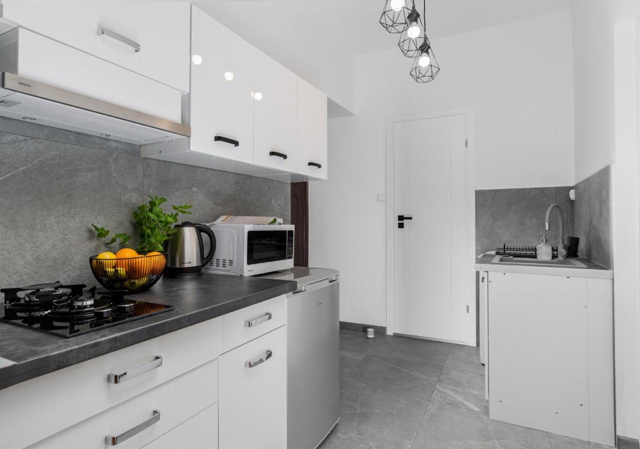 Corner Apartments Near Vistula River คราคูฟ ภายนอก รูปภาพ