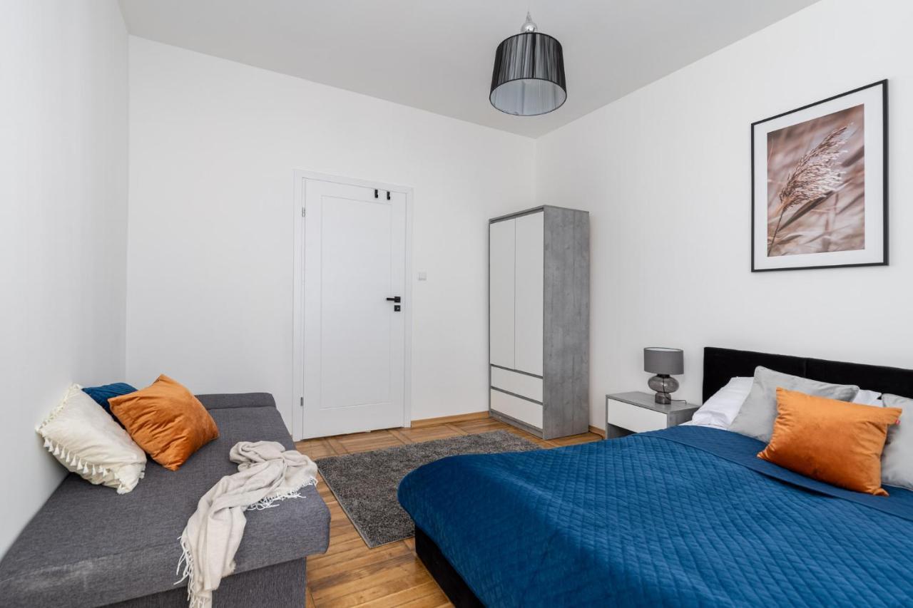 Corner Apartments Near Vistula River คราคูฟ ภายนอก รูปภาพ