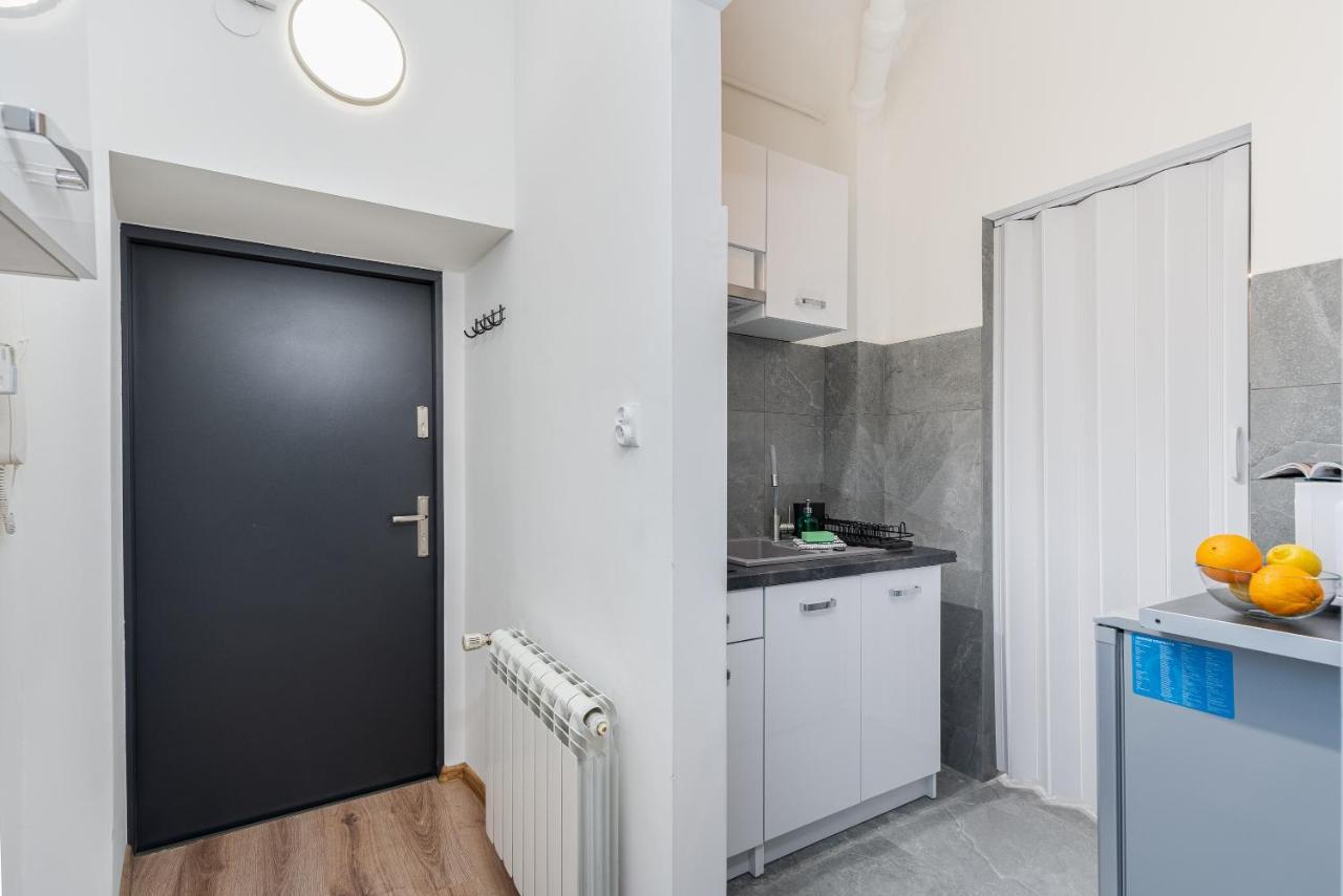 Corner Apartments Near Vistula River คราคูฟ ภายนอก รูปภาพ